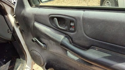 98-03 S10 Pickup Passenger Right Front Inside Door Trim Panel Gray 12D 15010475