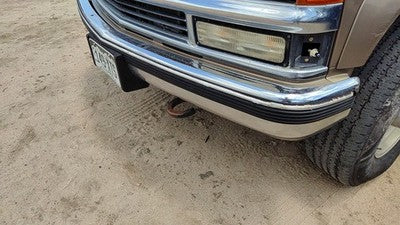 1988-2000 Silverado 2500 Front Bumper Assembly With Brackets Oem 15574111