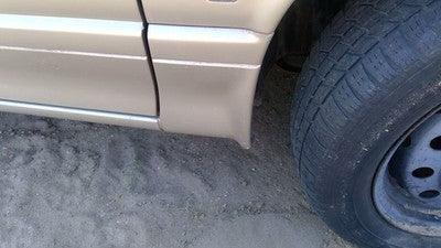 1993 Saturn Sw2 Passenger Right Moulding From Fender Oem Trim Strip Gold