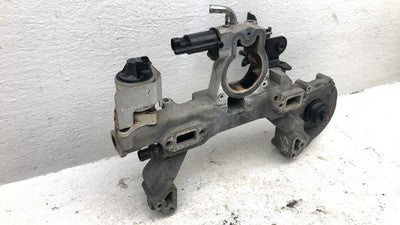 2002 Cadillac Eldorado Water Pump Housing 4.6L Crossover Pipe 12569147 12569400