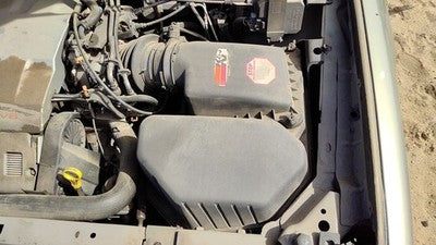 00-03 Cadillac Deville Dts Complete Air Intake Filter Box Housing With Tube 4.6L