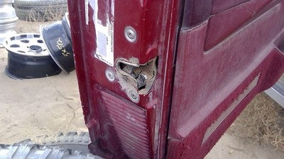 1988 Gmc Sierra 2500 Driver Left Front Door Latch With Rods/Cables Oem