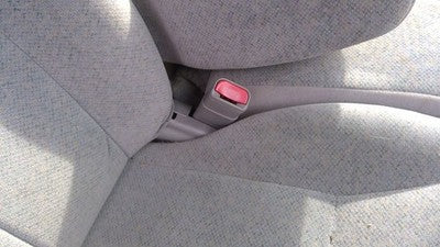1998 Mercury Sable Passenger Right Front Seat Belt Buckle Receiver Oem Gray N2