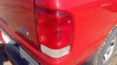2000 Ford Ranger Passenger Right Tail Light Brake Lamp Oem Rear Yl5z13404aa