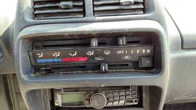 1996-1997 Suzuki Sidekick Temperature Control Module In Dash Heater Ac Head Unit