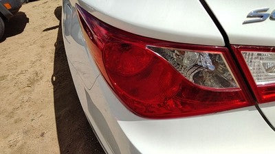 2011-14 Hyundai Sonata Driver Left Tail Light Oem Brake Lamp Rear Outer Quarter