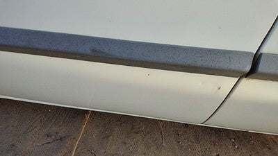 01-03 Grand Caravan Driver Left Front Moulding From Door Oem Trim Strip