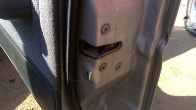 1990 Corolla Station Wagon Passenger Right Front Door Latch With Rods/Cables