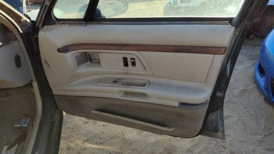 1996 Olds 88 Passenger Right Front Door Trim Panel With Switches Tan