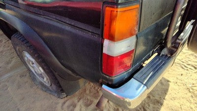 1987-1995 Nissan Pathfinder Driver Left Outer Tail Light Brake Lamp Oem Rear