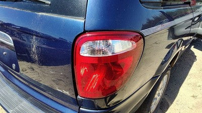 2004-2006 Chrysler Town & Country Passenger Right Tail Light Brake Lamp Oem Rear