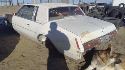 1978 Buick Regal Passenger Right Front Spindle Steering Knuckle With Wheel Hub