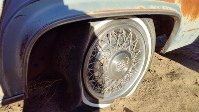 1984 Deville Sedan Lh Driver Left Rear Wheel Chrome Moulding Oem Back
