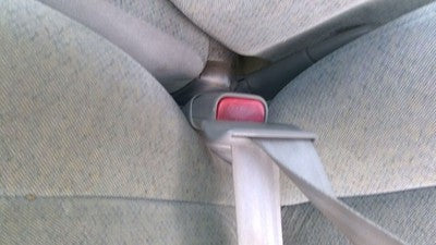 1998 Mercury Sable Driver Left Front Seat Belt Buckle Receiver Oem Gray N2