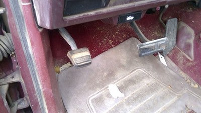 1988 Gmc Sierra 2500 Parking Brake Pedal Assembly Oem Complete Emergency Unit