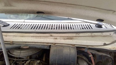 1979 Ford Van E250 Windshield Wiper Cowl Vent Trim Panel Oem Grille