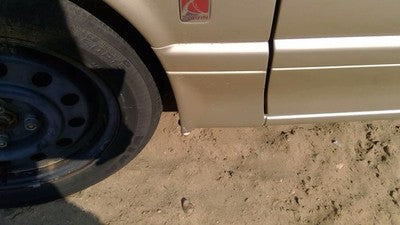 1993 Saturn Sw2 Driver Left Moulding From Fender Oem Trim Strip Gold