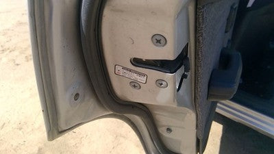 1990 Corolla Station Wagon Driver Left Rear Door Latch With Rods/Cables Back