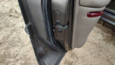 1997-04 Buick Century Driver Left Front Door Latch With Rods/Cables Oem 16629727