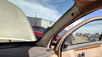 Suzuki Grand Vitara Xl-7 Passenger Right A Pillar Trim Windshield Post Panel Tan