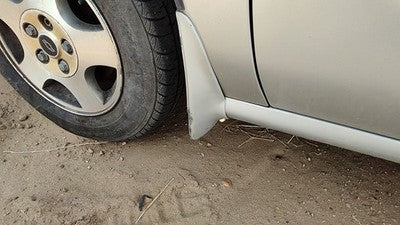 2002 Chevy Malibu Driver Left Moulding From Fender Oem Trim Strip Silver 12U