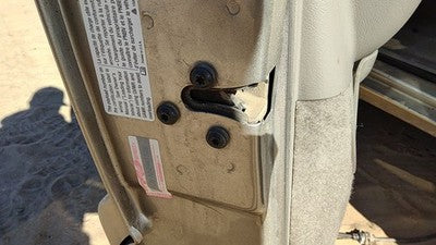 1996-2004 Olds Bravada Driver Left Front Door Latch With Rods/Cables Oem