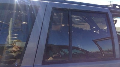 93-98 Grand Cherokee Passenger Right Rear Vent Window Back Door Glass With Frame