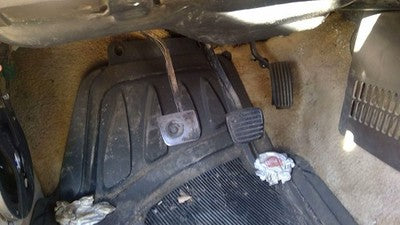 1986 Isuzu Pup Pickup Complete Clutch And Brake Pedal Assembly Oem
