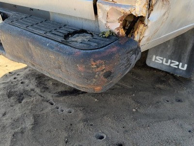 1988-1995 Isuzu Pup Rear Bumper With Mount Brackets Oem Silver 2900037010