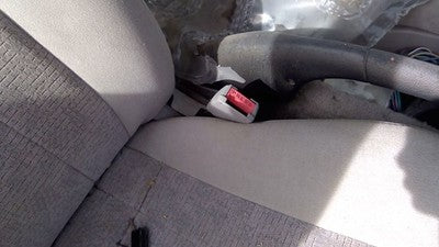 1998 Saturn Sw2 Passenger Right Front Seat Belt Buckle Receiver Oem Gray