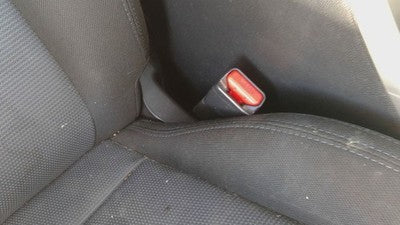 2011-2016 Kia Sportage Passenger Right Front Seat Belt Buckle Receiver Oem