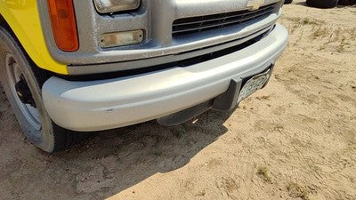 1996-2002 Express Van 2500 Front Bumper Assembly With Brackets Oem 15075736