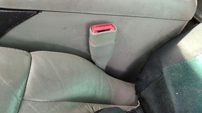 1995 S10 Blazer Driver Left Front Seat Belt Buckle Receiver Oem Gray