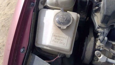 1998 Saturn Sw2 Windshield Washer Fluid Reservoir With Pump Oem Wiper Tank