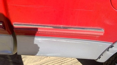 1998 Ford F150 Driver Left Rear Moulding On Quarter Panel Oem Red