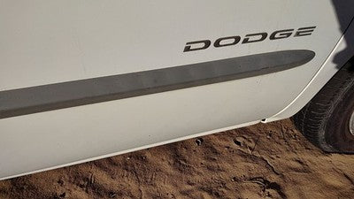 01-03 Grand Caravan Passenger Right Front Moulding From Door Oem Trim Strip