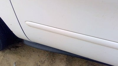 1998 Ford Taurus Driver Left Front Moulding From Door Oem Trim Strip White