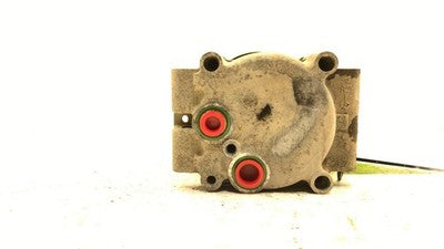 2000-2004 Ford Focus Ac Compressor Air Conditioner Pump Assembly 2.0L At Sohc