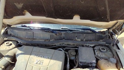 Suzuki Grand Vitara Xl-7 Windshield Wiper Cowl Vent Trim Panel Oem Cover