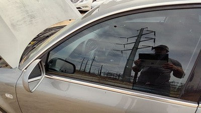 1998-2005 Vw Passat Driver Left Front Side Window Door Glass Oem 3B4845201