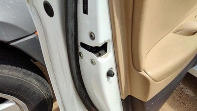 2011-15 Hyundai Sonata Driver Left Front Door Latch With Rods/Cables Oem