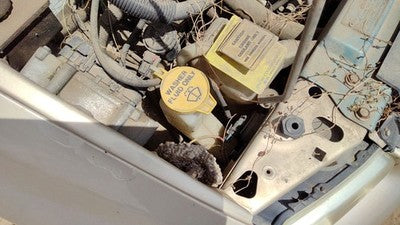 00 Town & Country Windshield Washer Fluid Reservoir With Pump Oem Wiper Tank