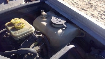 1994 Jeep Grand Cherokee Windshield Washer Fluid Reservoir With Pump Wiper Tank
