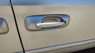 01-07 Town & Country Passenger Right Front Outside Door Handle Silver Ps2