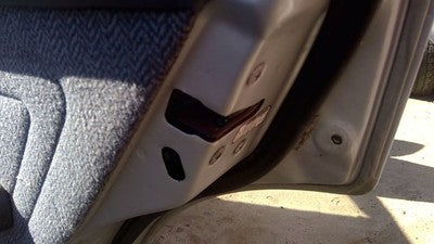 1990 Corolla Station Wagon Passenger Right Rear Door Latch With Rods/Cables Back