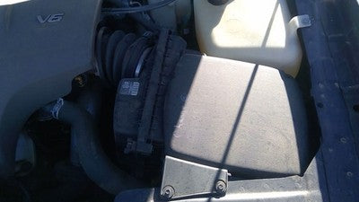 1997-2005 Buick Park Ave Complete Air Intake Filter Box Housing With Tube 3.8L