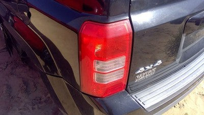 2008-2017 Jeep Patriot Driver Left Tail Light Brake Lamp Oem Rear 5160365Ag