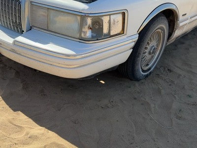 1991-1994 Lincoln Town Car Front Bumper Cover Assembly Oem White Wt F1Vy17D957A