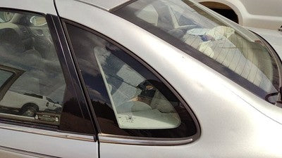 2000-05 Saturn L100 Driver Left Rear Quarter Glass Back Side Window Oem 90583068