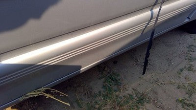 1991 Cutlass 2 Door Passenger Right Rear Moulding On Quarter Panel Silver Rocker